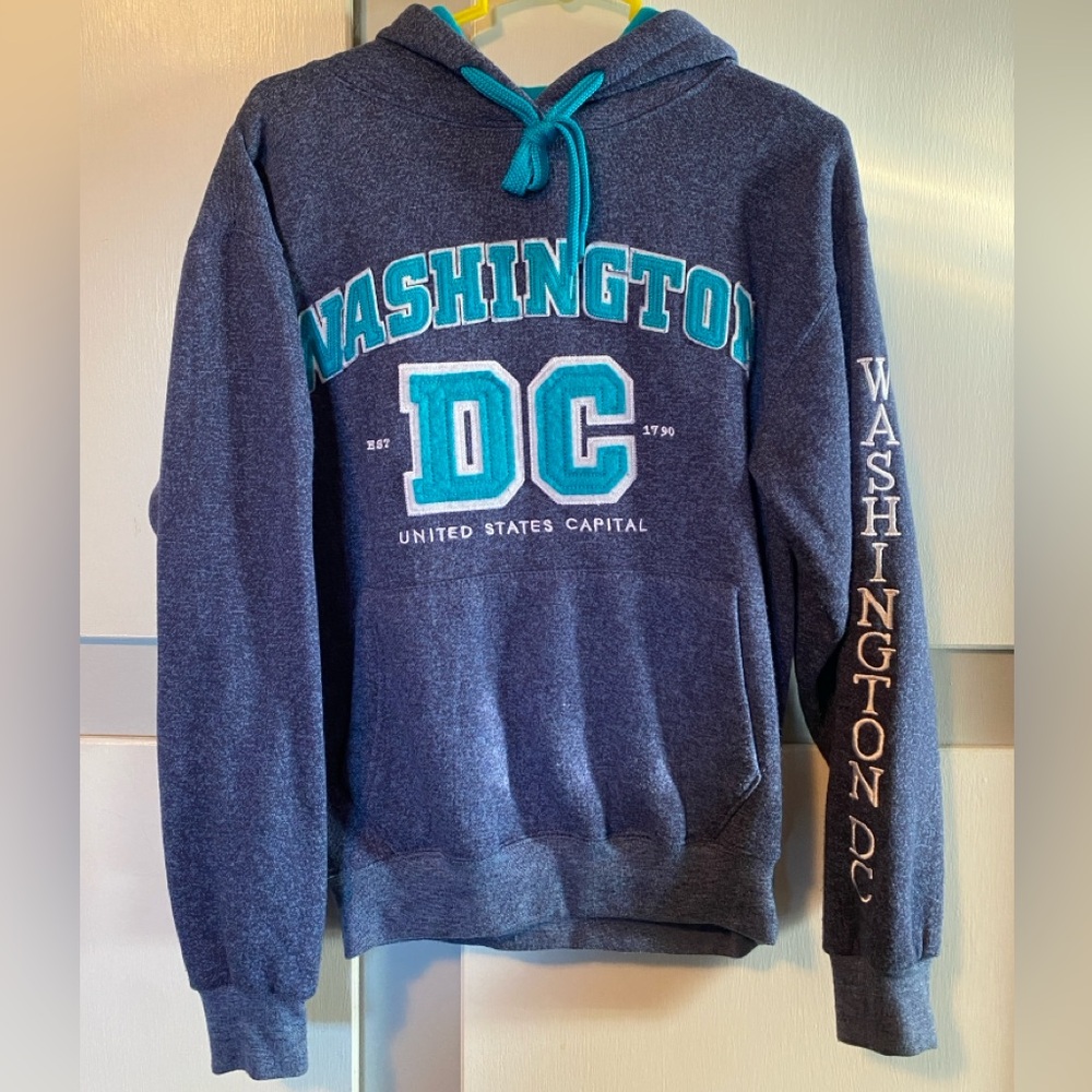 Washington DC Hoodie - Size S (Unisex)